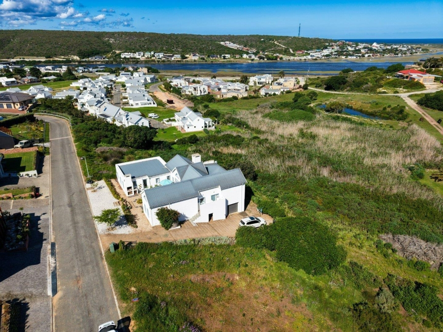 3 Bedroom Property for Sale in Stilbaai Wes Western Cape